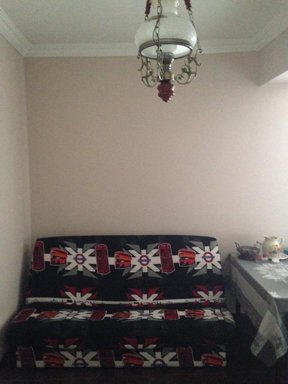 Cheap And Chic Apartment Batumi Bagian luar foto