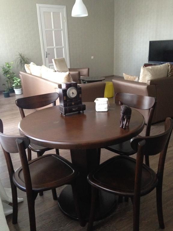 Cheap And Chic Apartment Batumi Bagian luar foto